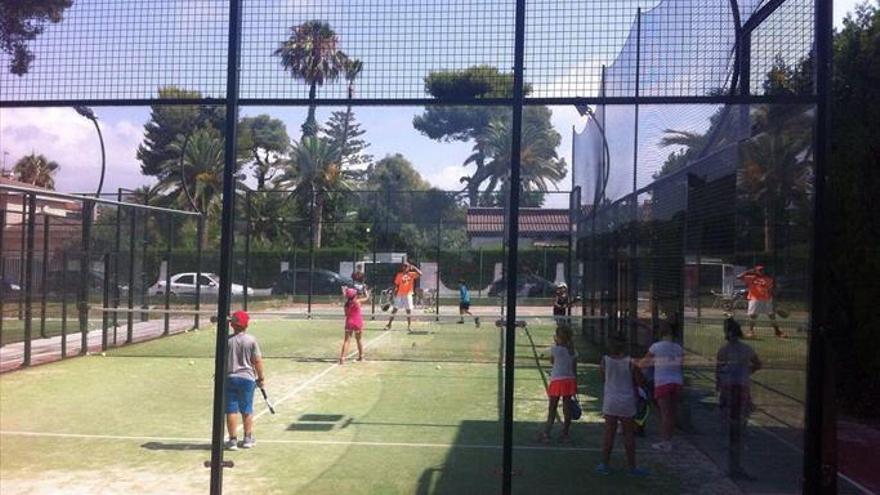 El Golf Costa Azahar acogerá el infantil provincial de tenis