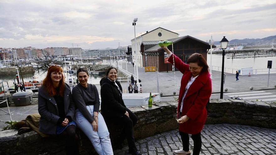 "La Cuesta del Cholo no es una zona peligrosa", aseguran los gijoneses después del accidente en el que se precipitaron dos personas