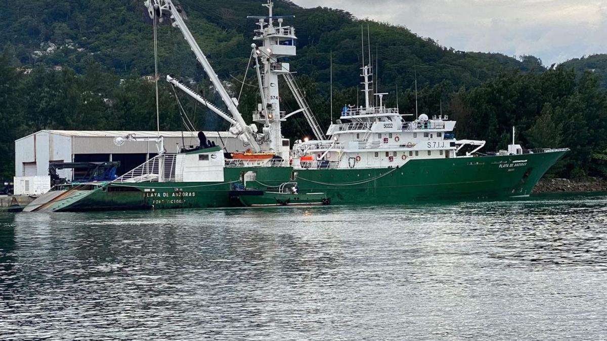 El «Playa de Anzoras», entregado por Murueta en 1999, en una imagen de archivo.