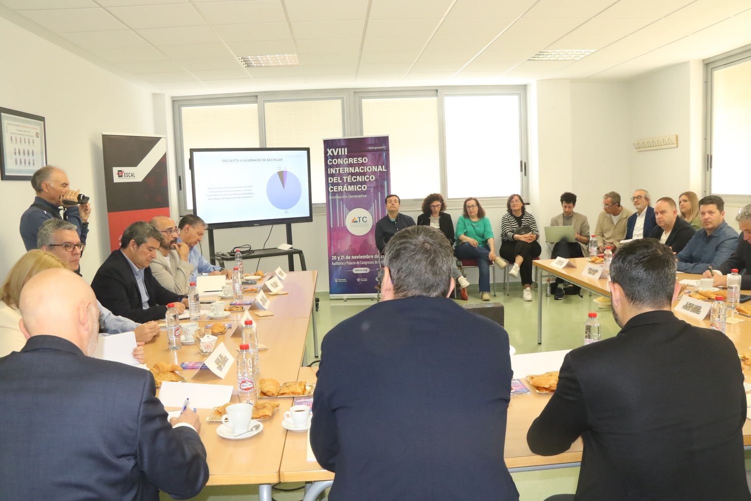 Jornada sobre relevo generacional en la cerámica