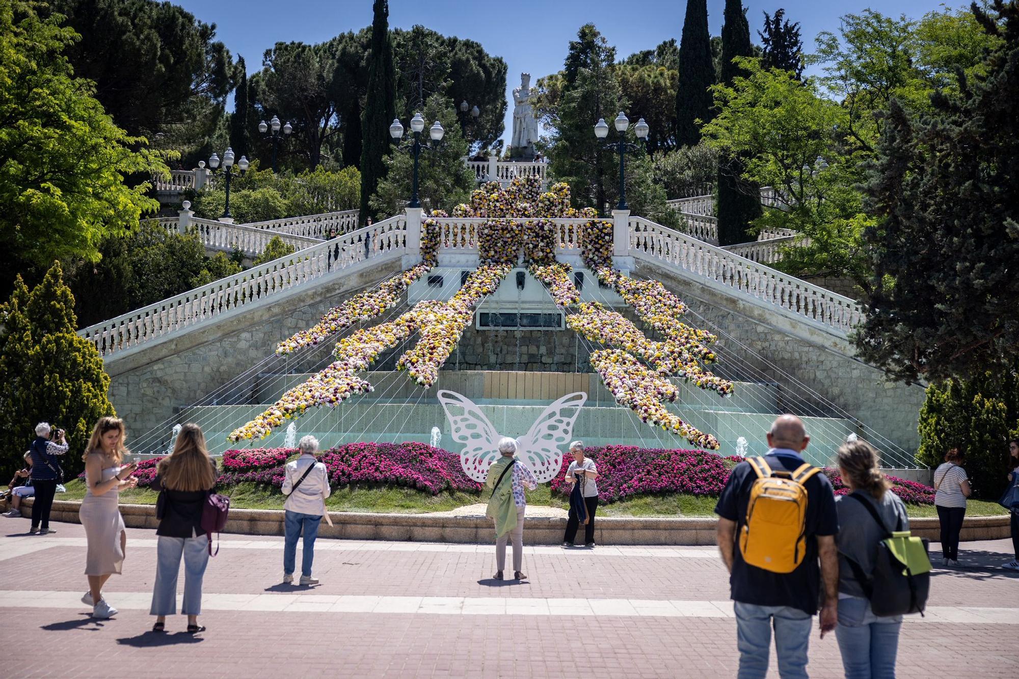 El festival Zaragoza Florece viste el Parque José Antonio Labordeta
