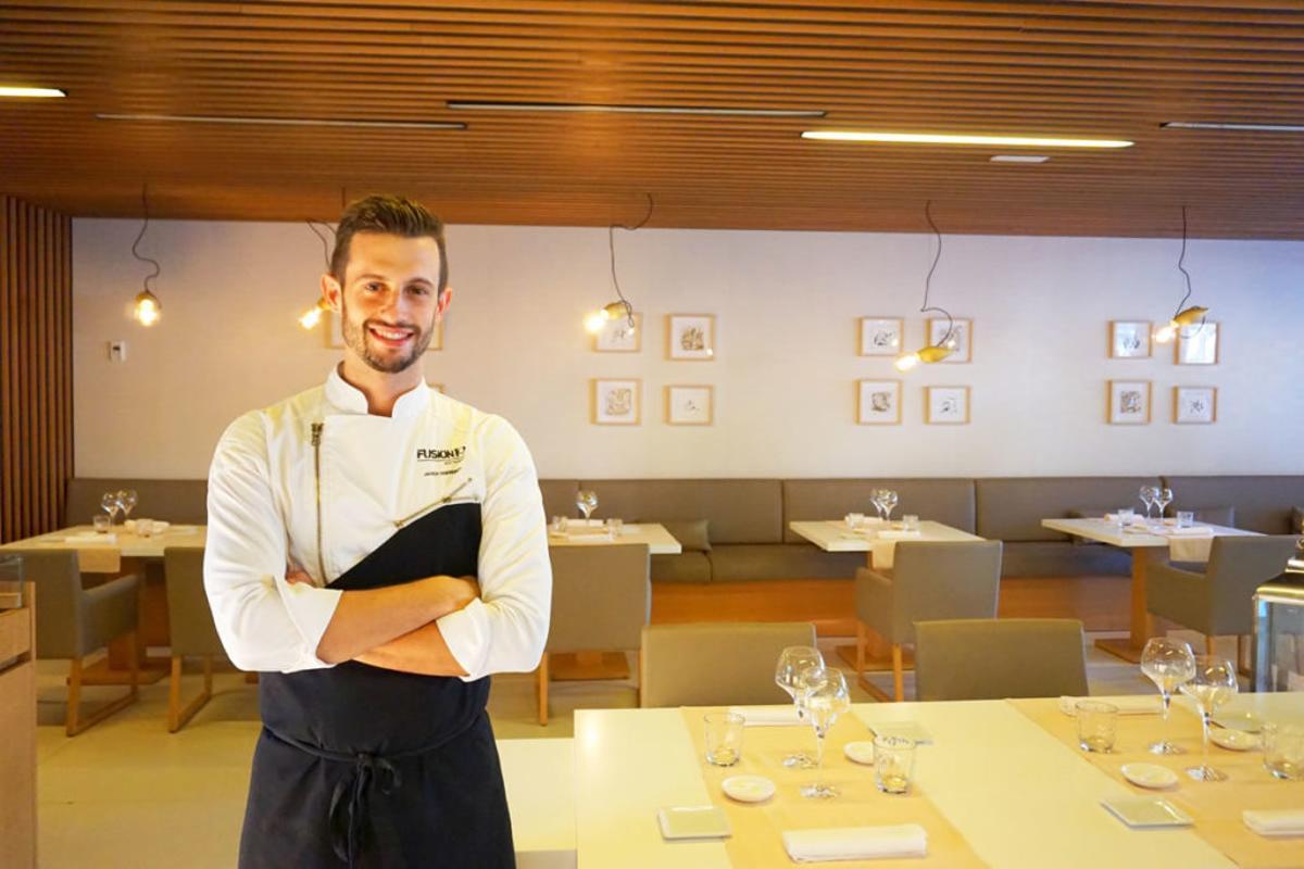 Javier Hoebeeck, chef del restaurante Fusión 19.