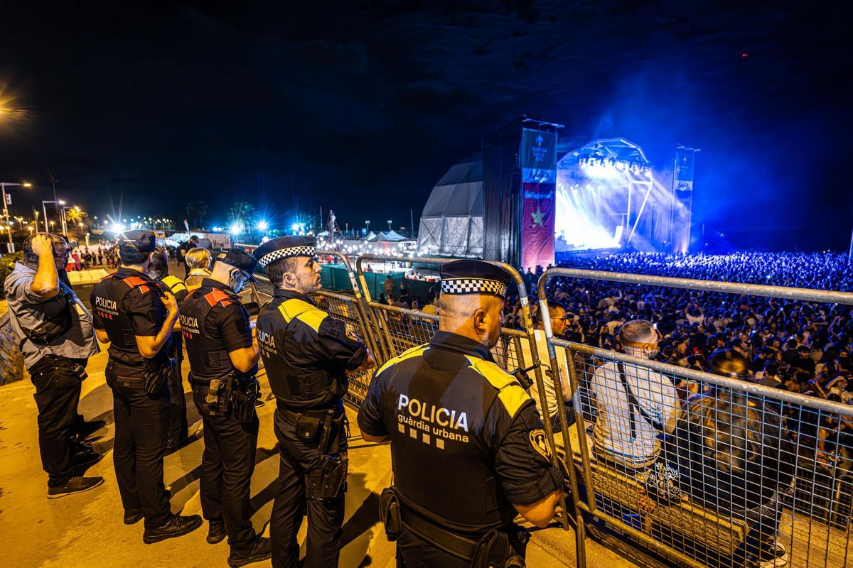 El dispositivo de seguridad durante la noche de fiestas de La Mercè.
