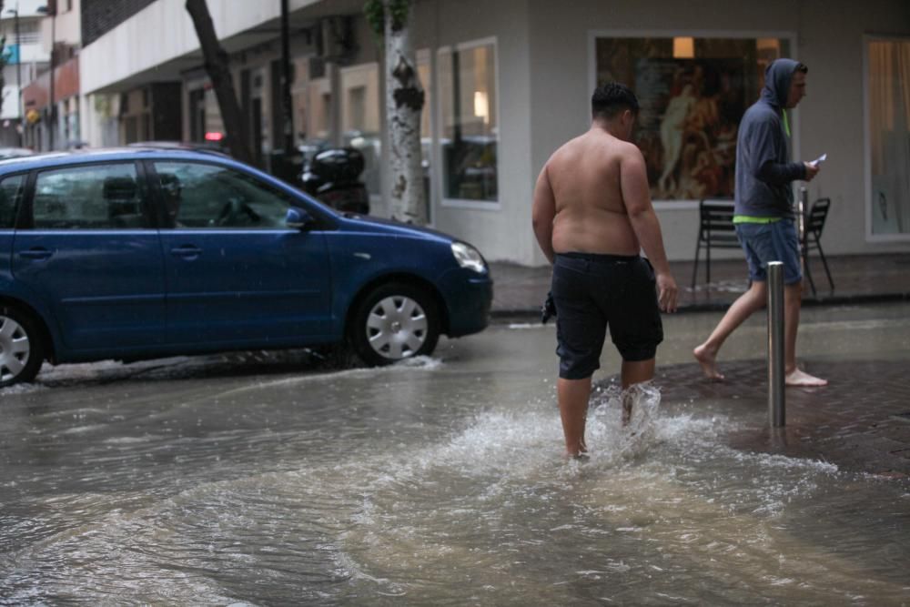 Inundaciones y suciedad a consecuencia de las lluvias en Ibiza