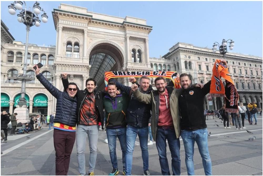 Búscate entre la afición del Valencia CF en Milán