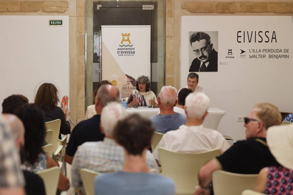 Todas las imágenes de la charla de la fotógrafa Cecilia Orueta en Ibiza