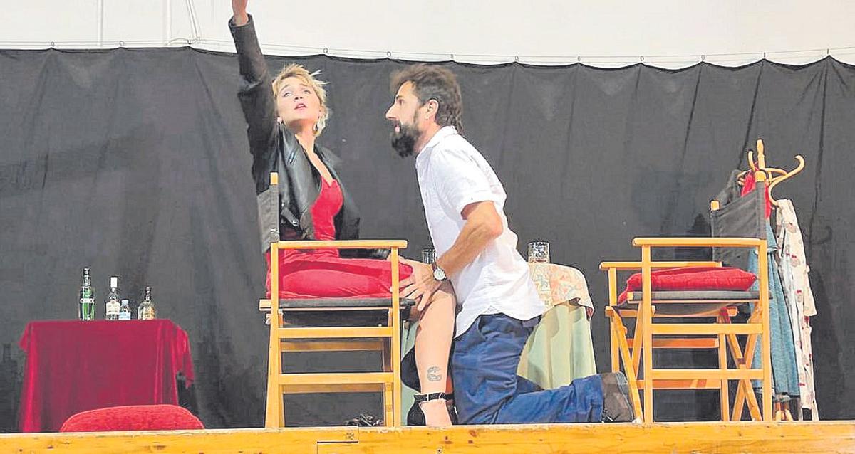 Sesión de teatro 'Quiéreme o me mato', el pasado 1 de agosto en Locos.