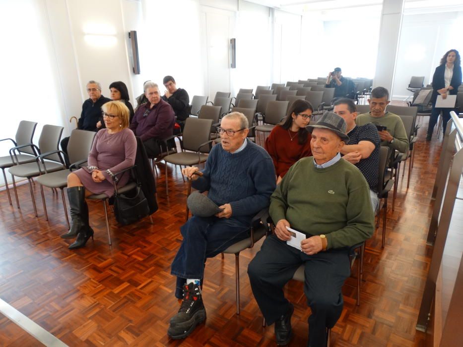 Homenaje a las víctimas del bombardeo franquista en Xàtiva