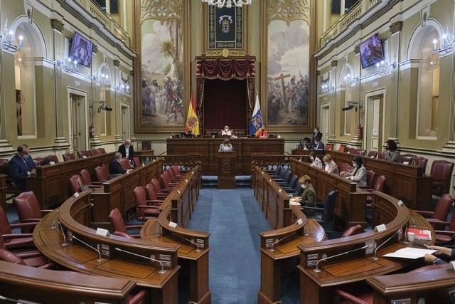 Pleno en el Parlamento de Canarias, 27/10/2021