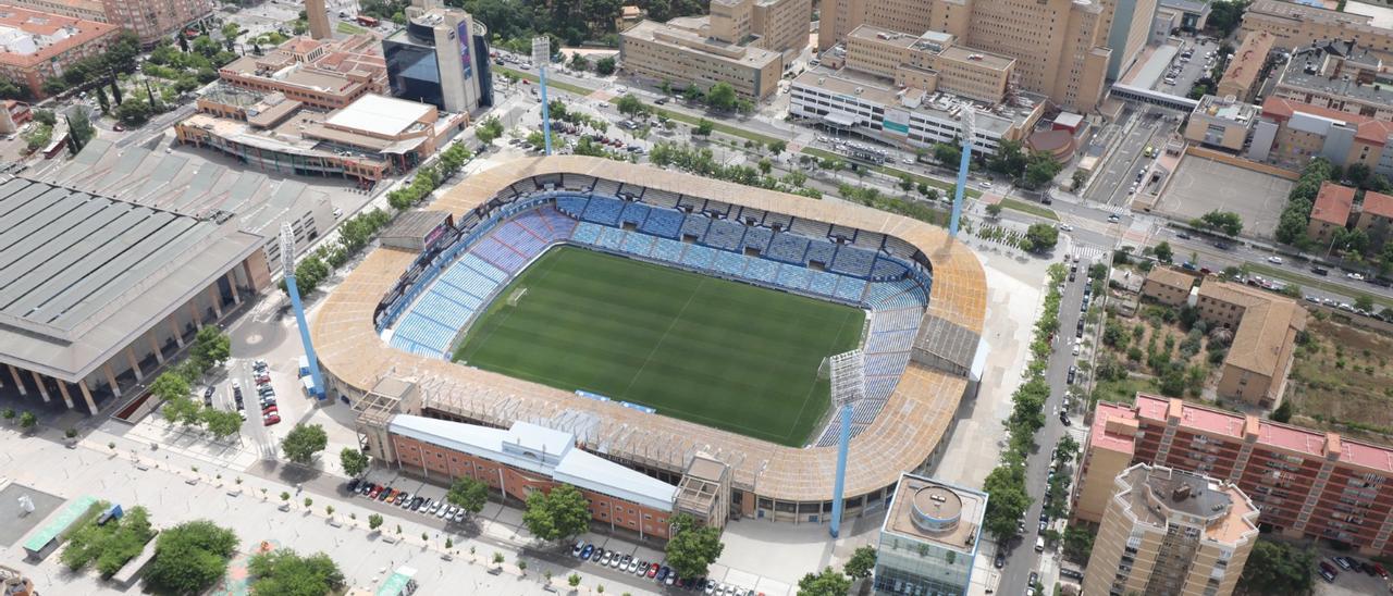 Imagen aérea del estadio de La Romareda.