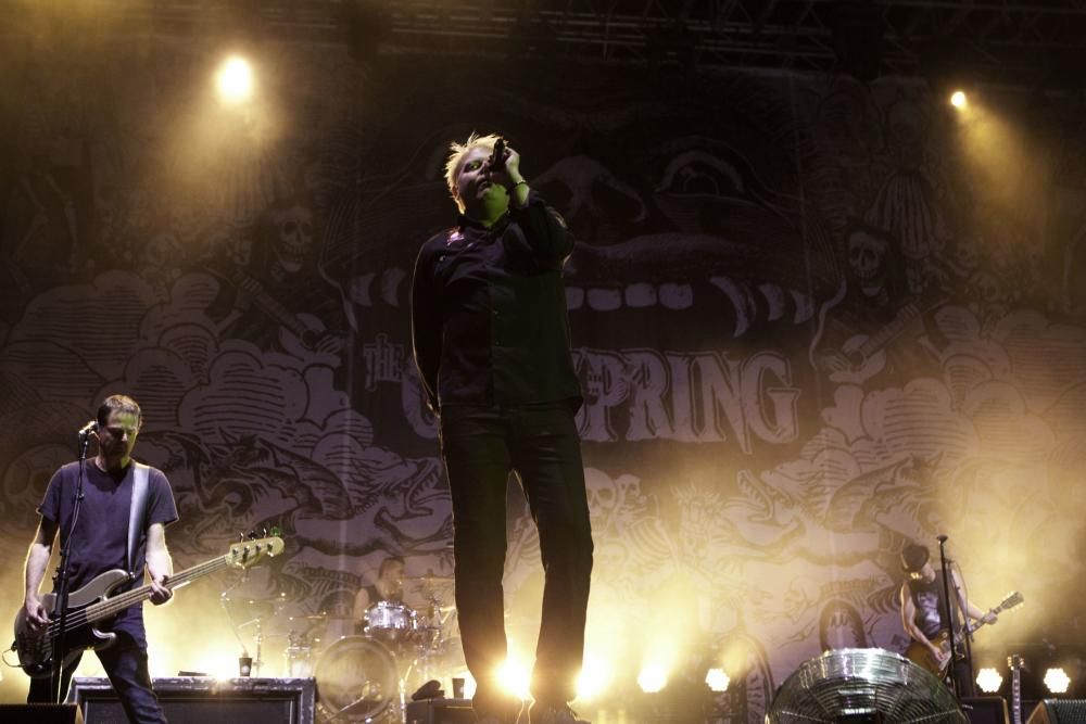 Offspring desata la locura en Gijón