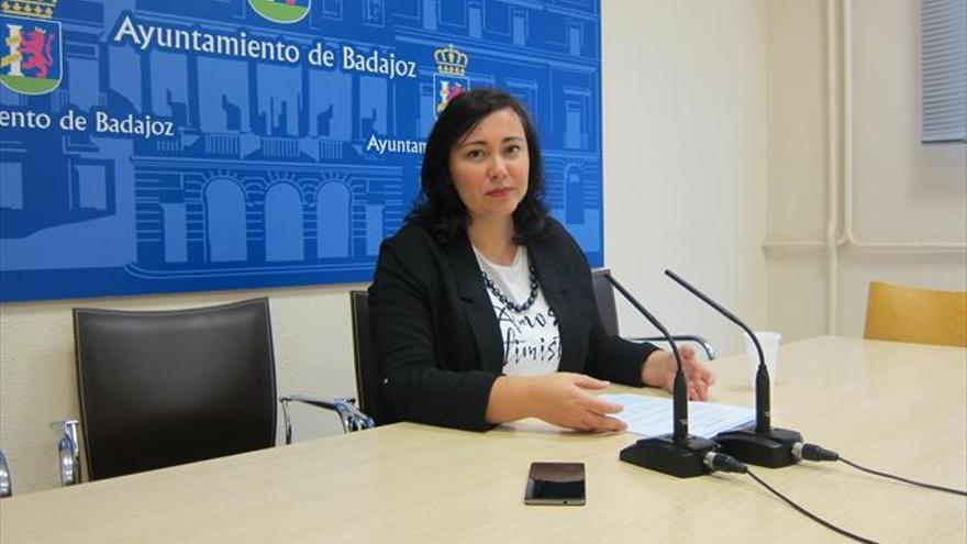 620 empleados municipales de Badajoz cobrarán la carrera profesional en noviembre