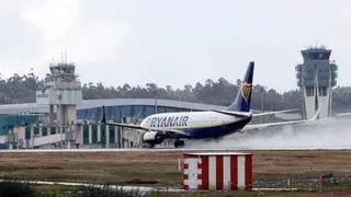 A Coruña lidera el aumento de viajeros en los aeropuertos gallegos ante la caída de Lavacolla