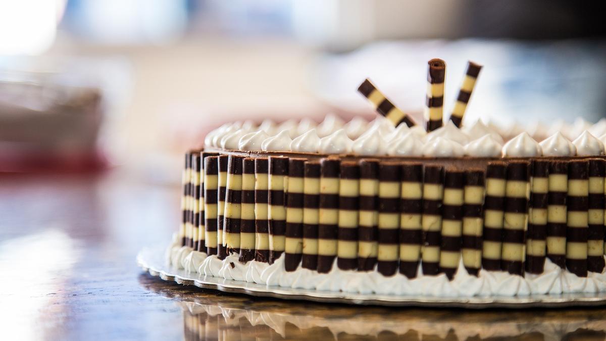 La nueva tarta de Mercadona sabe a Kinder Bueno.