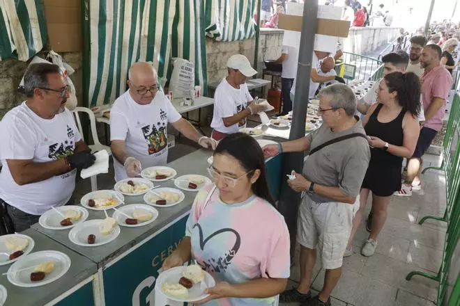 Jornada calurosa en la Velá de la Fuensanta con total protagonismo para la 'huevá'