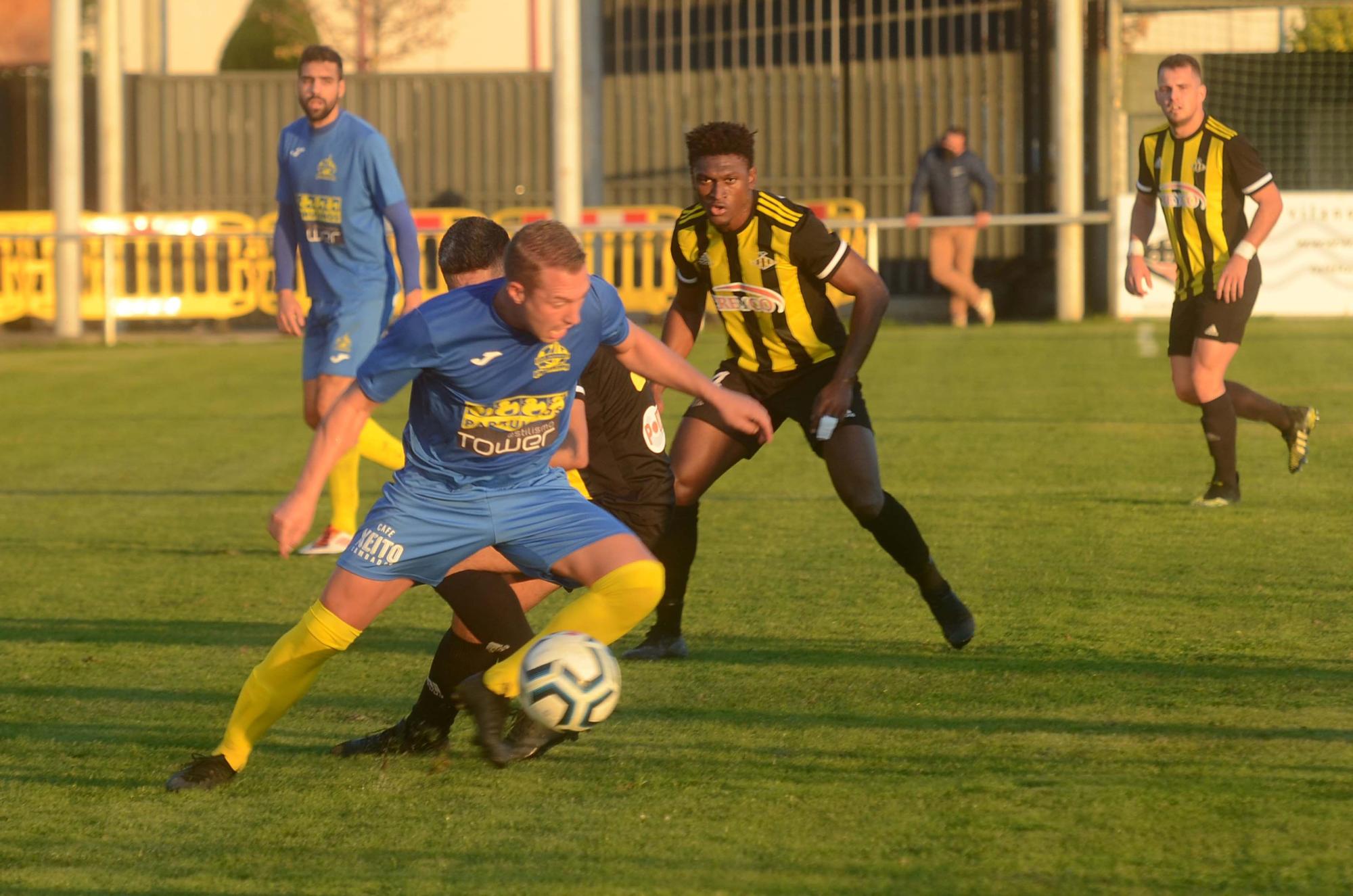 El Cambados se lleva un derbi de infarto en A Senra