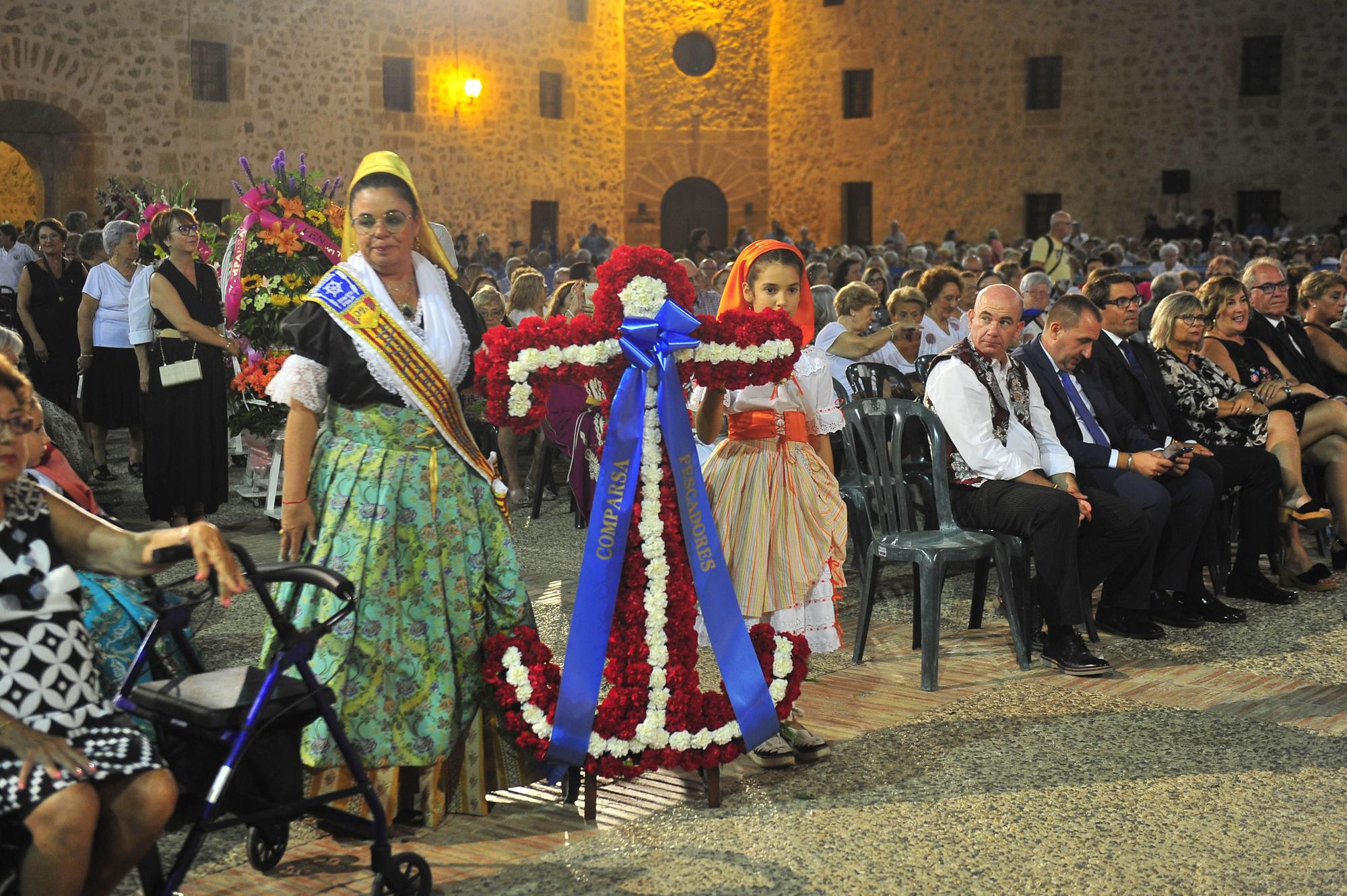 Ofrenda de flores a la Virgen de Loreto