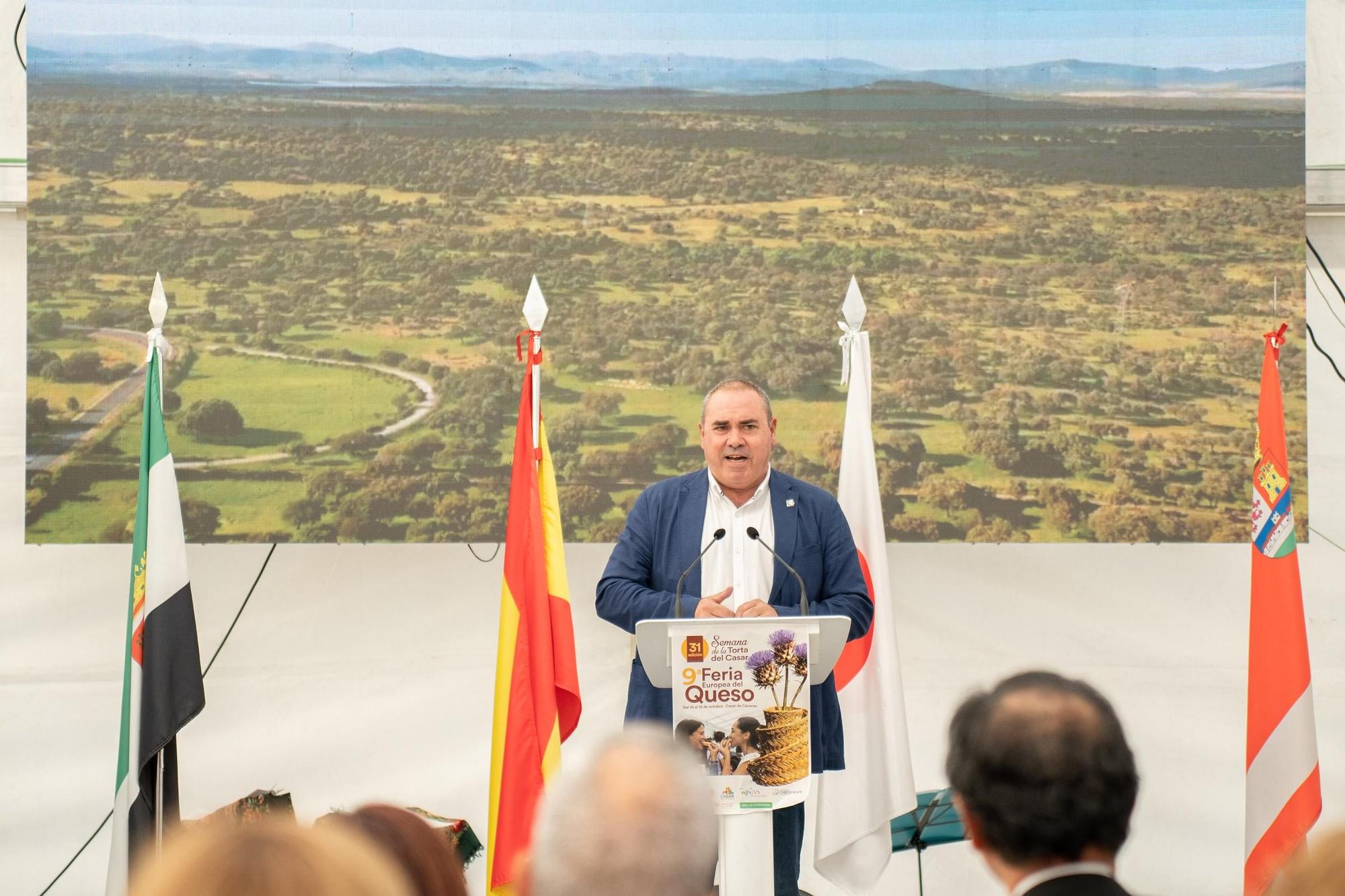 Así ha sido el acto inaugural de la Feria del Queso de Casar de Cáceres