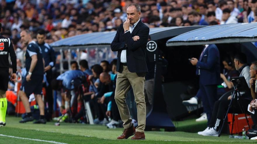 Víctor Fernández mejora al Real Zaragoza en el juego, pero no en el resultado vs Espanyol (0-1)