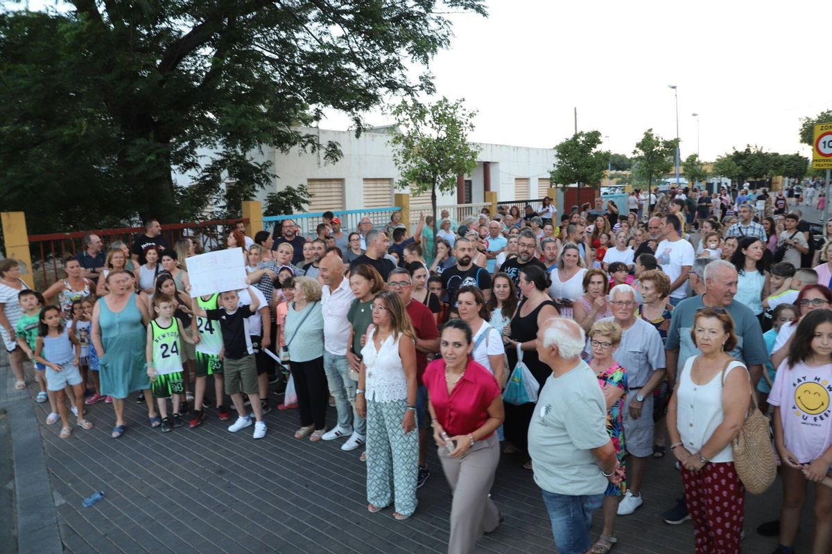 Cordoba Víctor Castro Concentración vecinal en Figueroa en justicia por Sofia la niña atropellada
