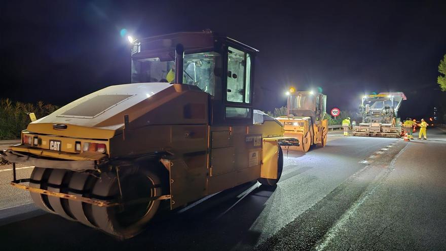 Arranca el nuevo plan de choque para las carreteras de Sevilla y Cádiz:  asfaltados en Utrera, la A-92 y la Jerez-Los Barrios