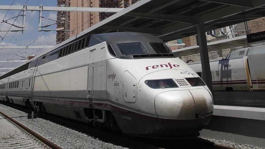 Renfe posa a la venda aquest divendres una nova tanda de bitllets d&#039;AVE a 25 euros