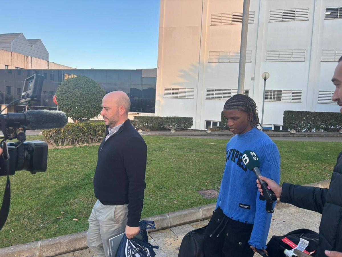 Justin Kalumba, tras pasar el reconocimiento médico