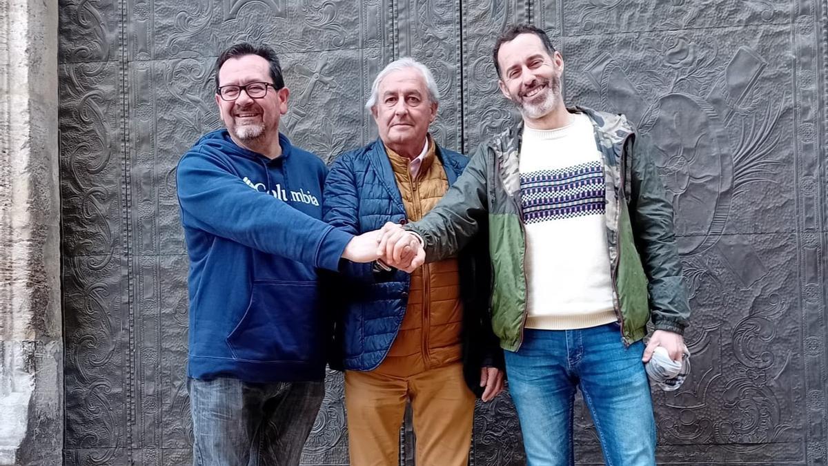 Toni Perez, el presidente José Giménez y Carlos Corredera