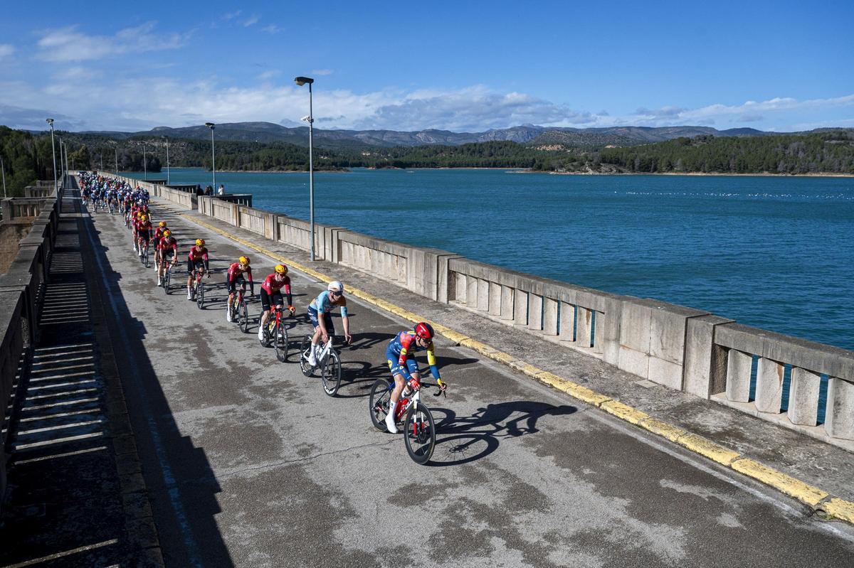 Imagen de la primera etapa de la Volta a la Comunitat Valenciana