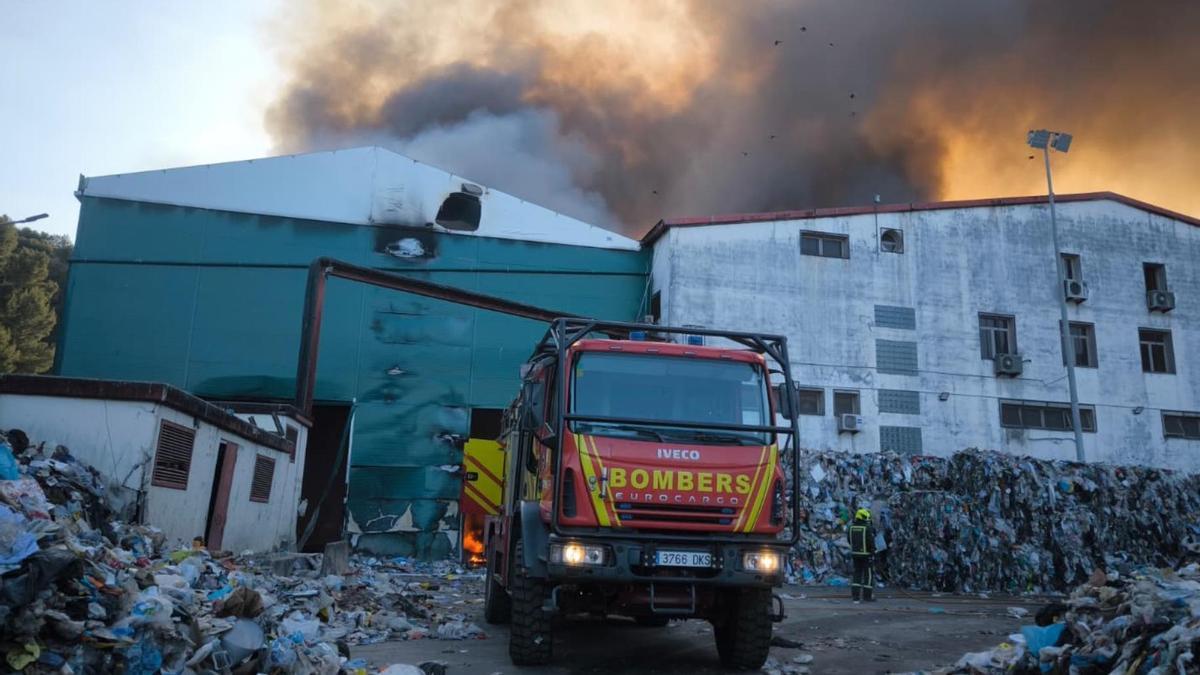 El incendio de la planta de Onda ha marcado el primer semestre del año en Reciplasa.