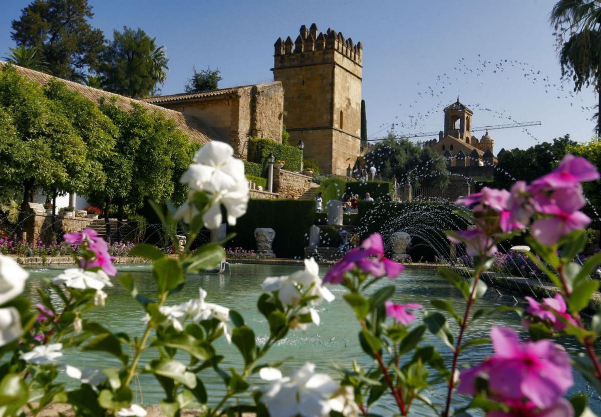 Jardines del Alcázar, residencia de los Reyes Cristianos en Córdoba. | FRANCISCO GONZÁLEZ