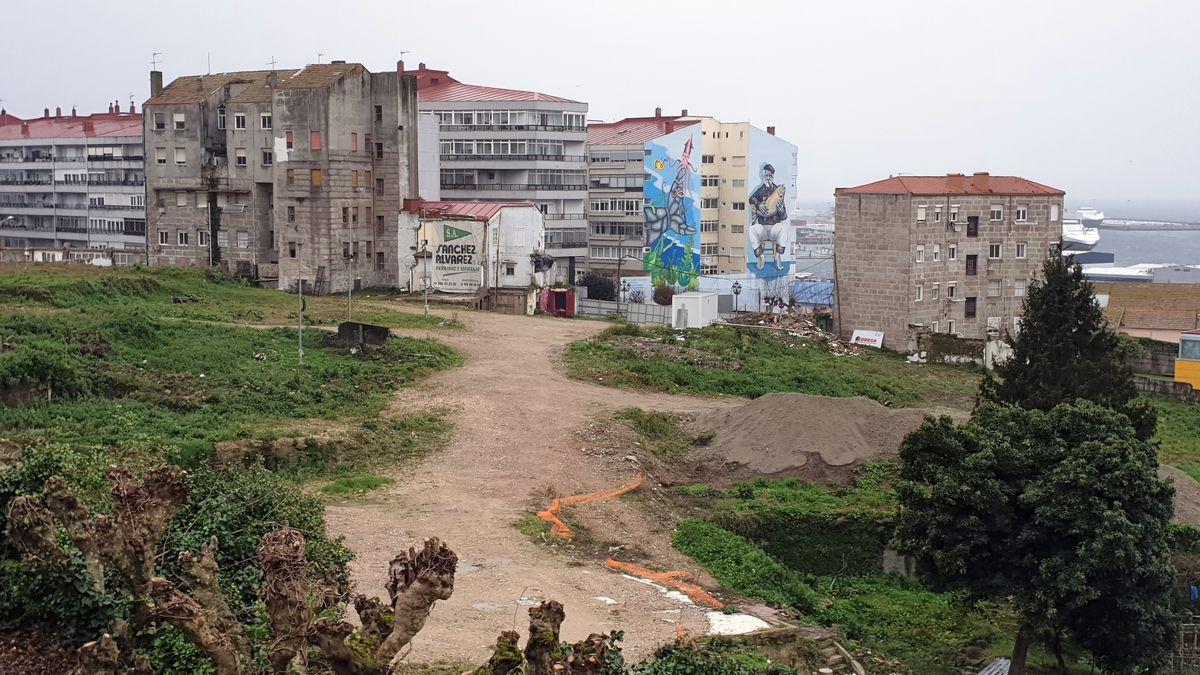 Vista de parte de la parcela de Barrio do Cura.