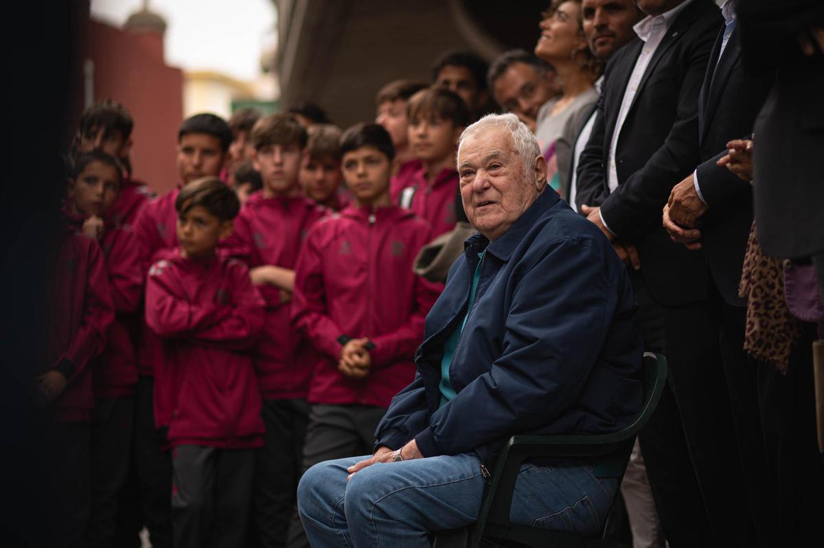 Nombramiento de la puerta 5 del Heliodoro dedicada a Alberto Molina