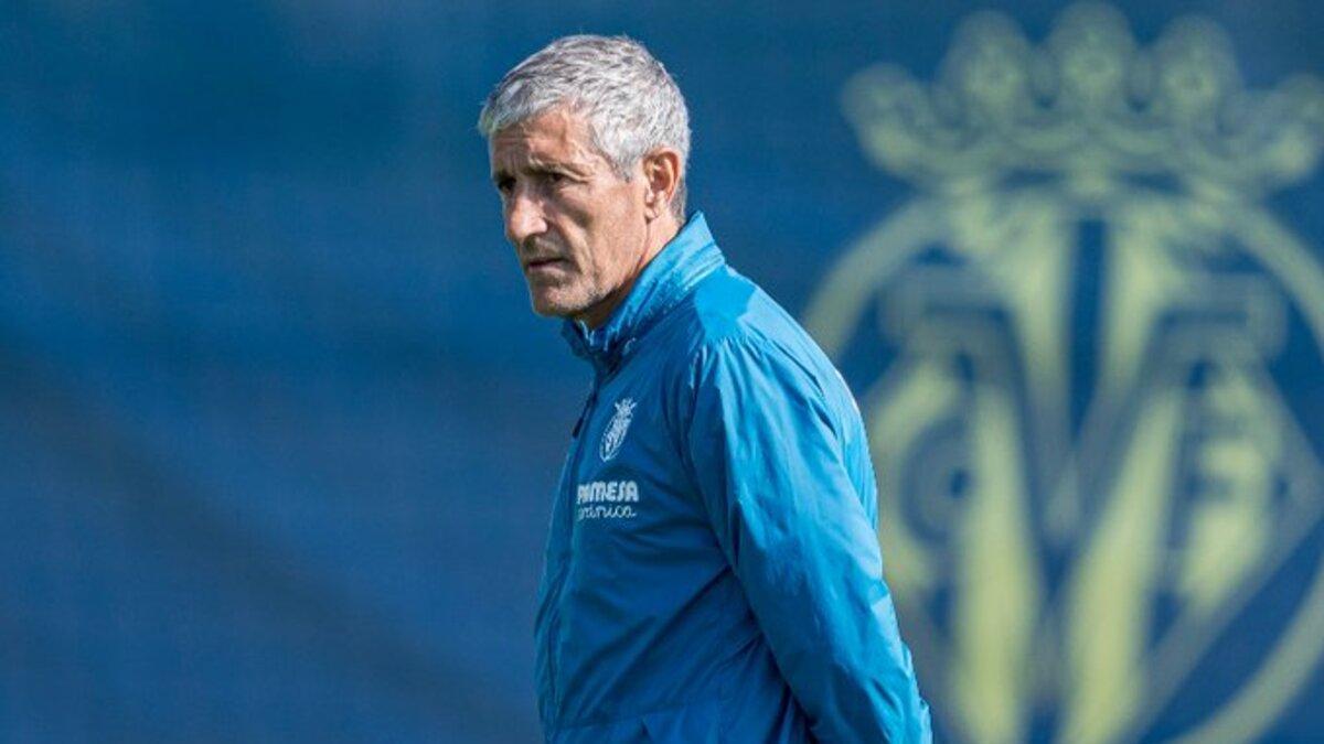 Quique Setién, en un entrenamiento con el Villarreal CF.