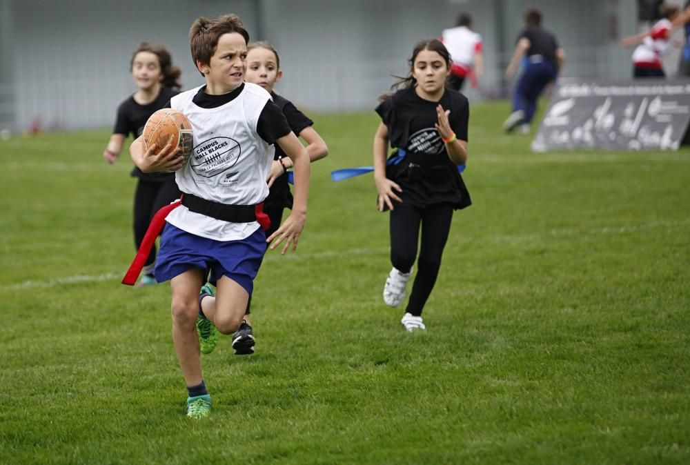 Los All Blacks dirigen un entrenamiento con alumnos en Gijón