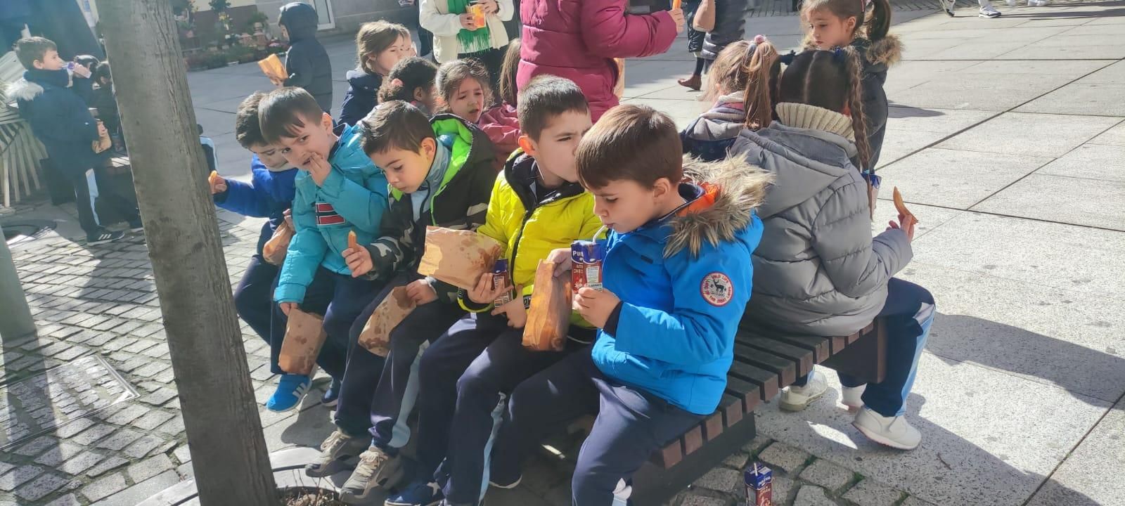 GALERÍA | Miel y chocolate en este colegio de Zamora