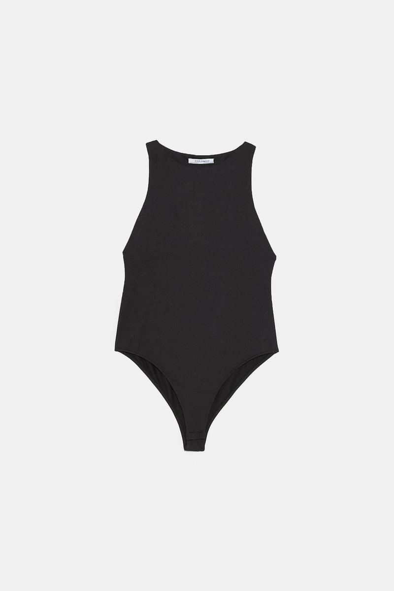 Body básico negro de Zara (precio: 12,95€)