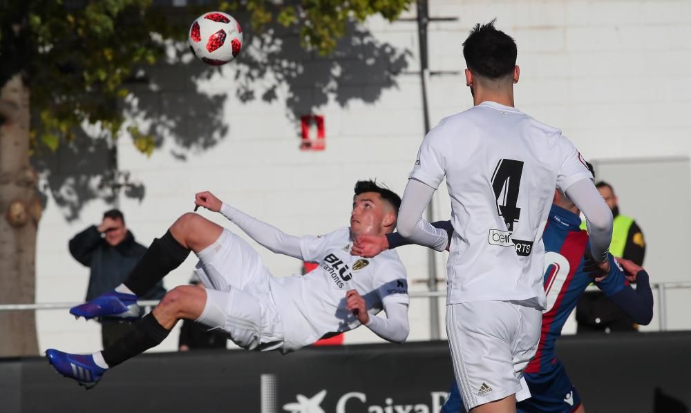 Segunda B: Valencia Mestalla 0-1 Atlético Levante