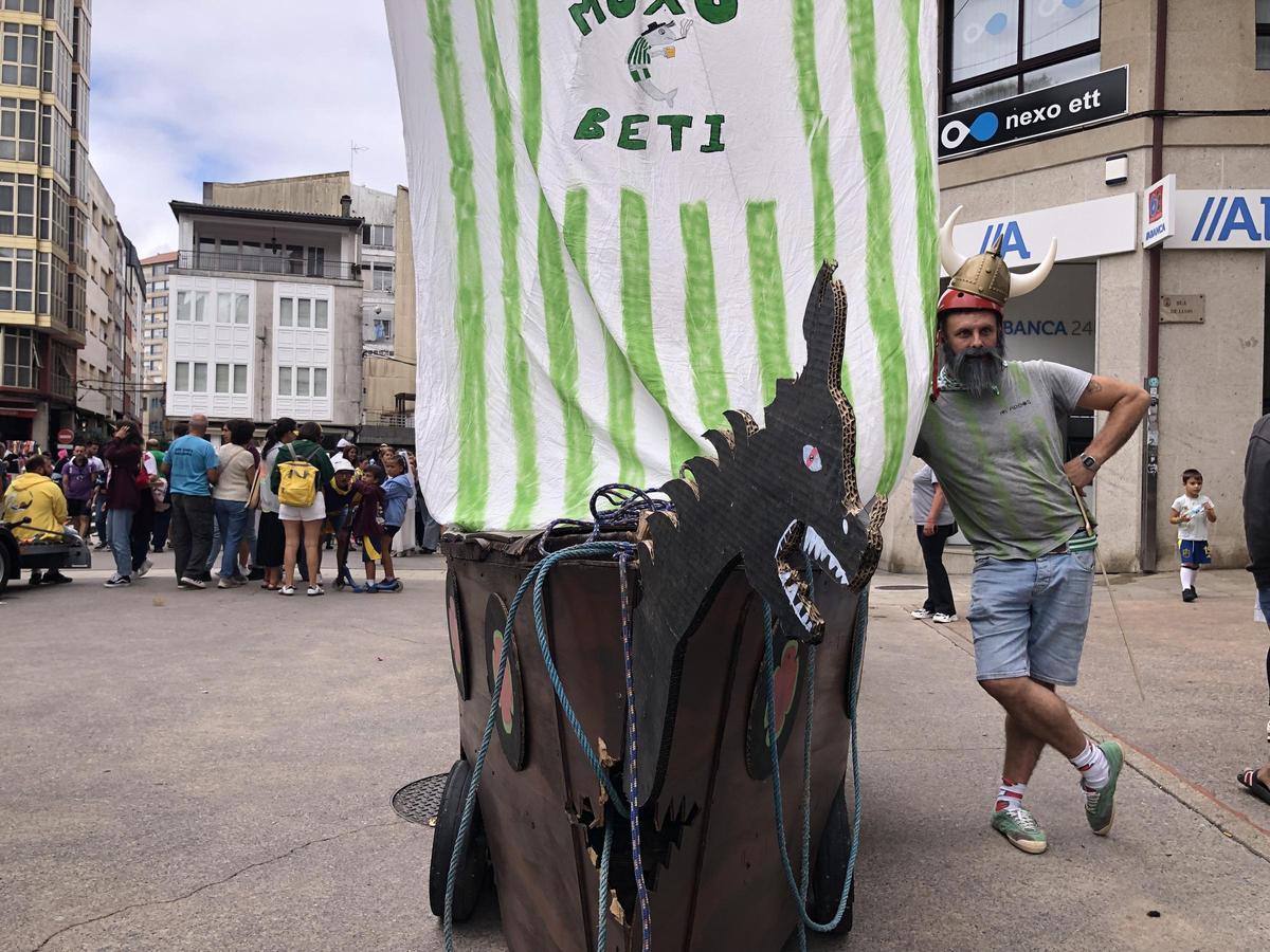 Cuesta abajo... con frenos: la Festa da Dorna de Ribeira avanza a rebufo de las carrilanas