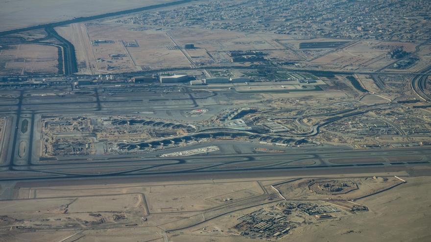 Abu Dabi denuncia un ataque con drones que hizo explotar tanques de combustible en su aeropuerto