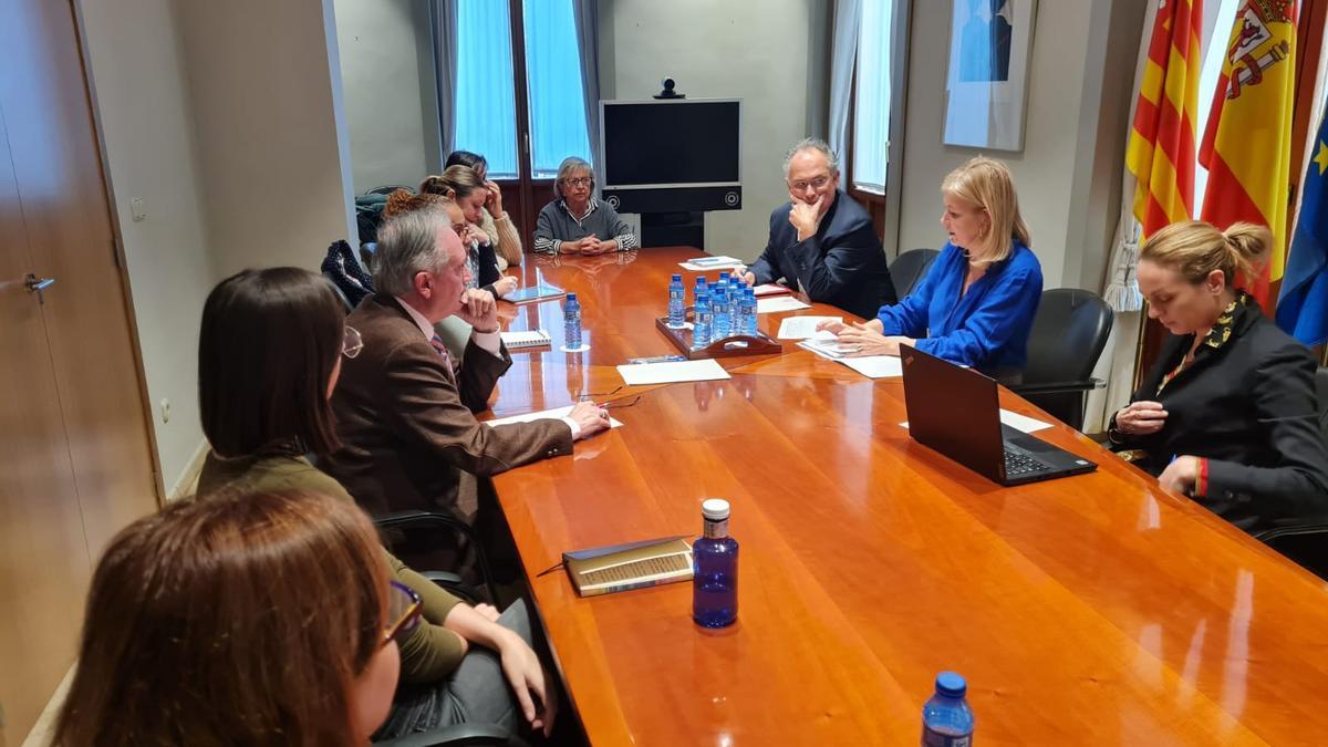 Un momento de la reunión entre la Conselleria y las asociaciones feministas.