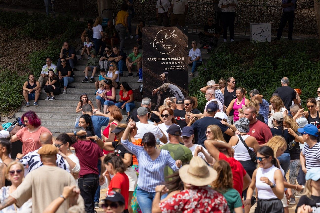 El Festival Transitando hace bailar a la ciudad de Las Palmas de Gran Canaria