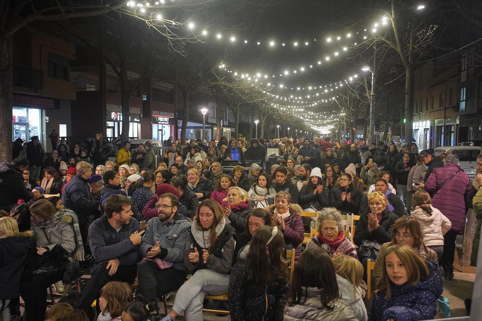 Les millors imatges de l'encesa de llums de Nadal a Salt