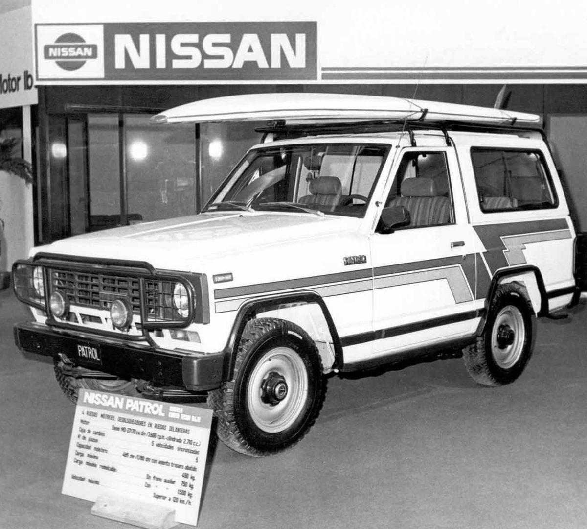 Patrol de Nissan en el salón del automóvil en 1983