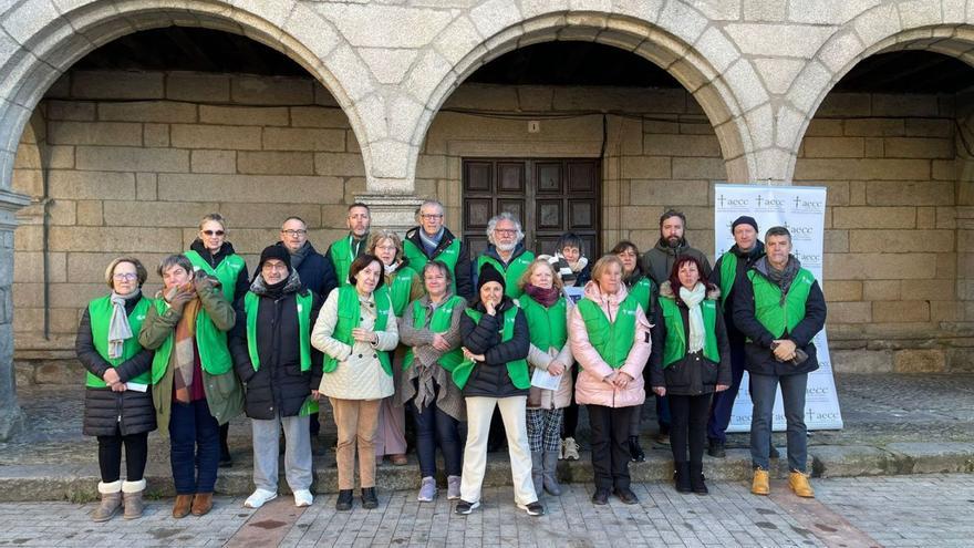 Concentración comarcal de la AECC en Puebla de Sanabria