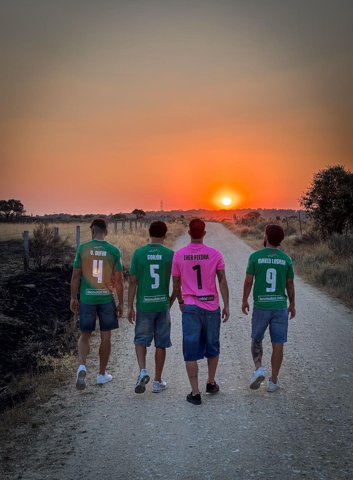 Así son las nuevas camisetas del Zamora CF: primemra, segunda y tercera equipación