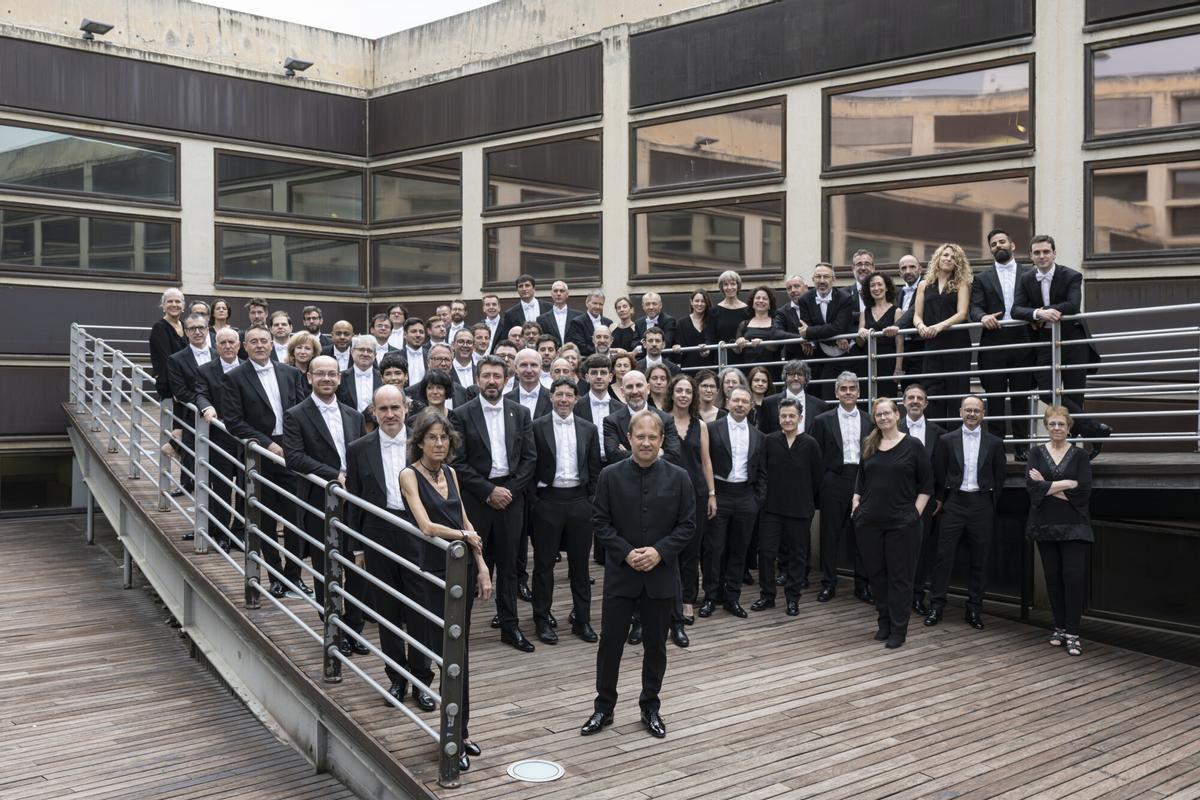 El Barcelona Obertura Ciutat de Clàssica acogerá más de 500 artistas nacionales e internacionales. Incluye más de 40 conciertos en 26 escenarios distintos. La presentación fue en L'Auditori.