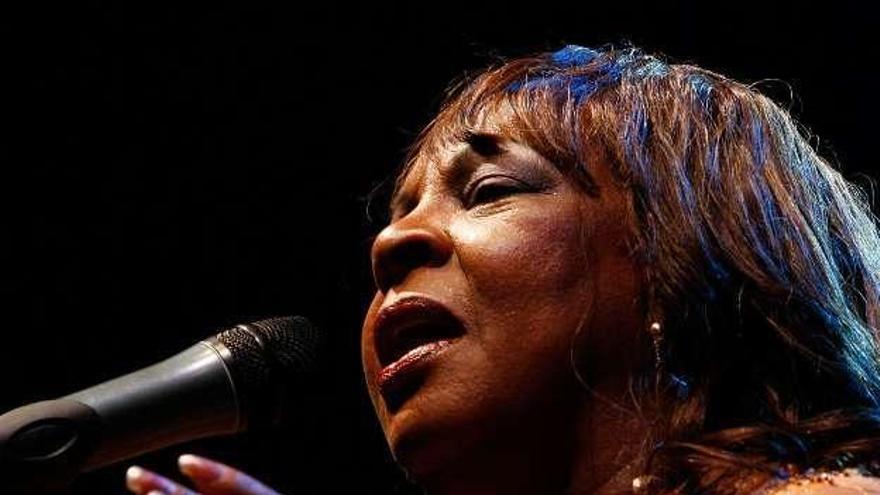 Martha Reeves, durante un concierto en España. // Ángel González