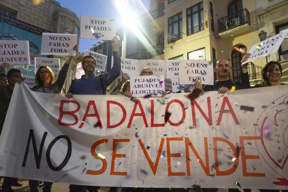 Manifestación en contra de las subidas abusivas de alquileres en el año 2019, en Badalona