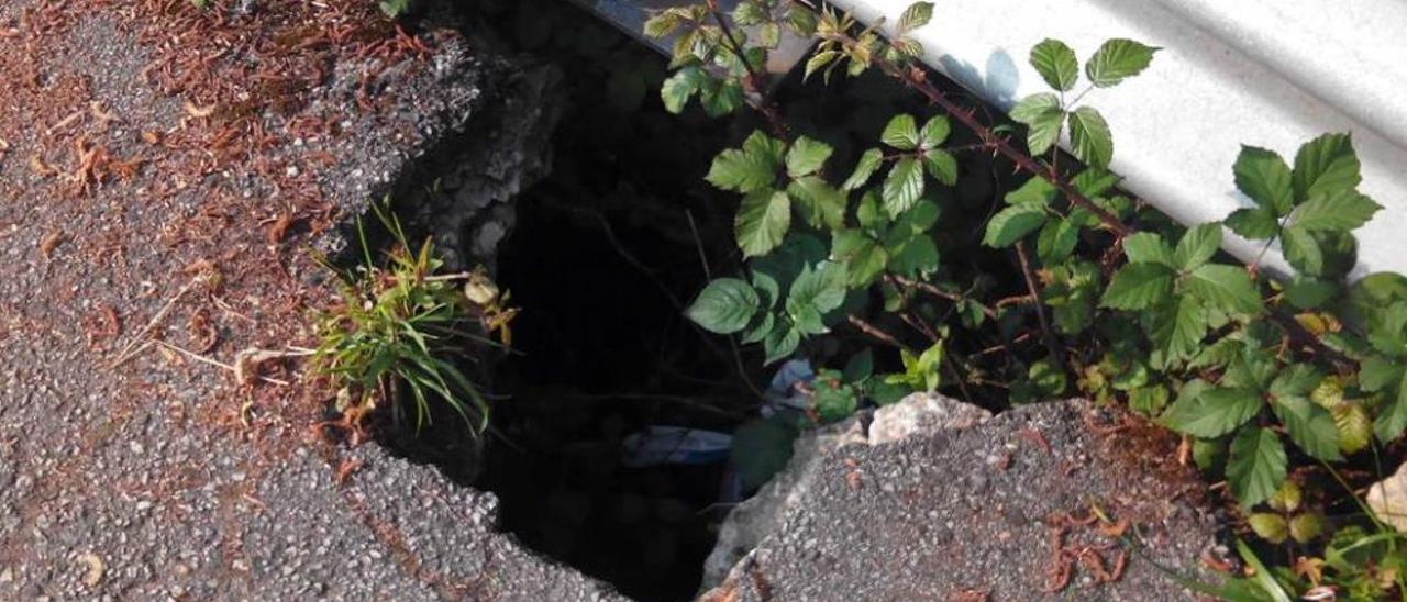 El &quot;abandono&quot; del puente y del depósito de agua indigna a Tudela Agüeria